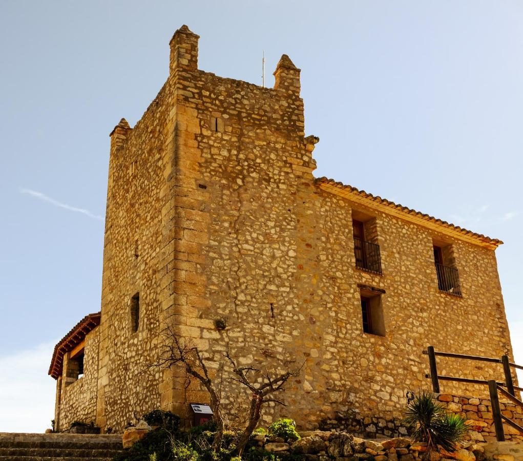 Gegant De Pedra Apartaments Adzaneta Exterior photo